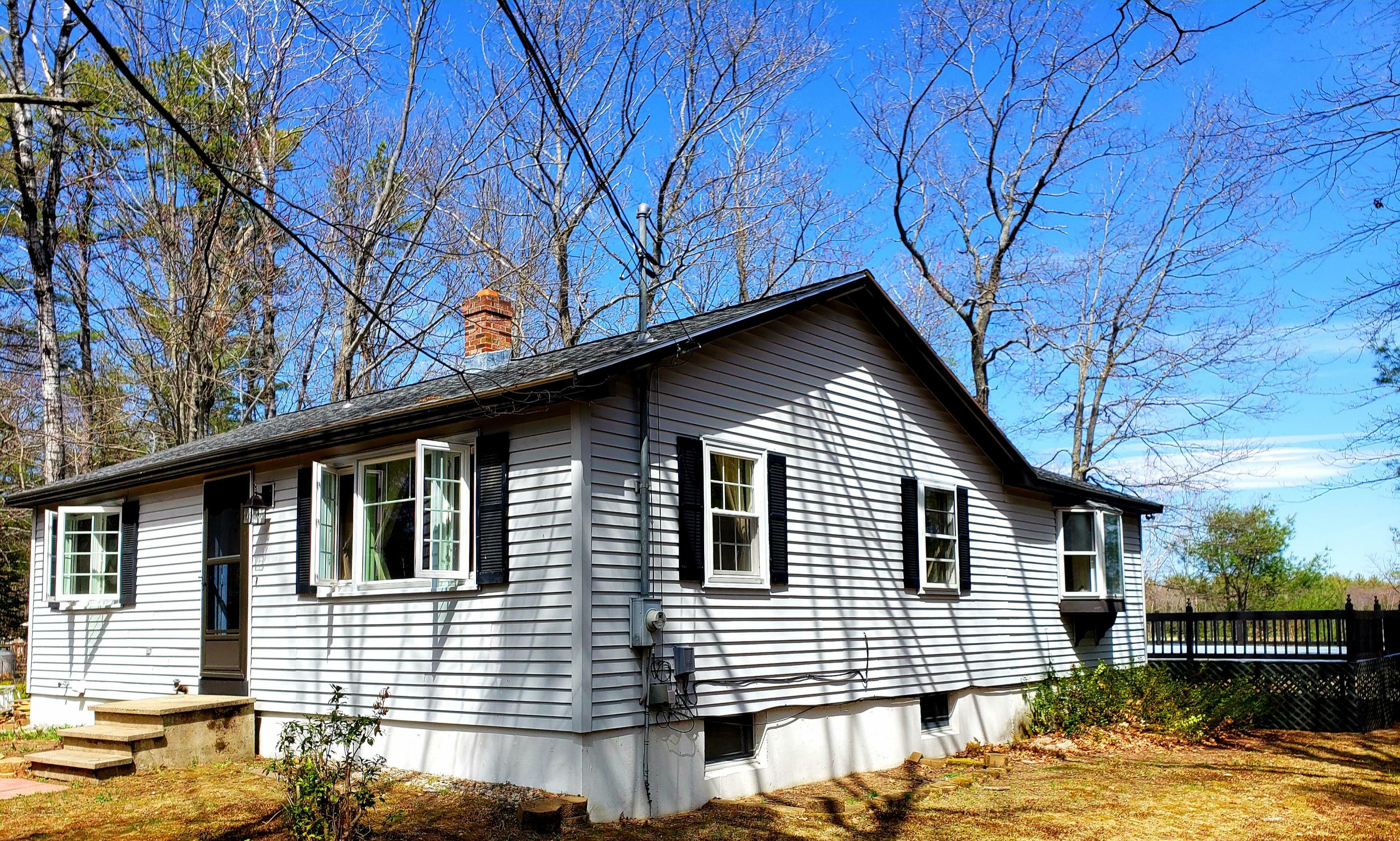 Property Photo:  189 Stebbins Road  ME 04073 