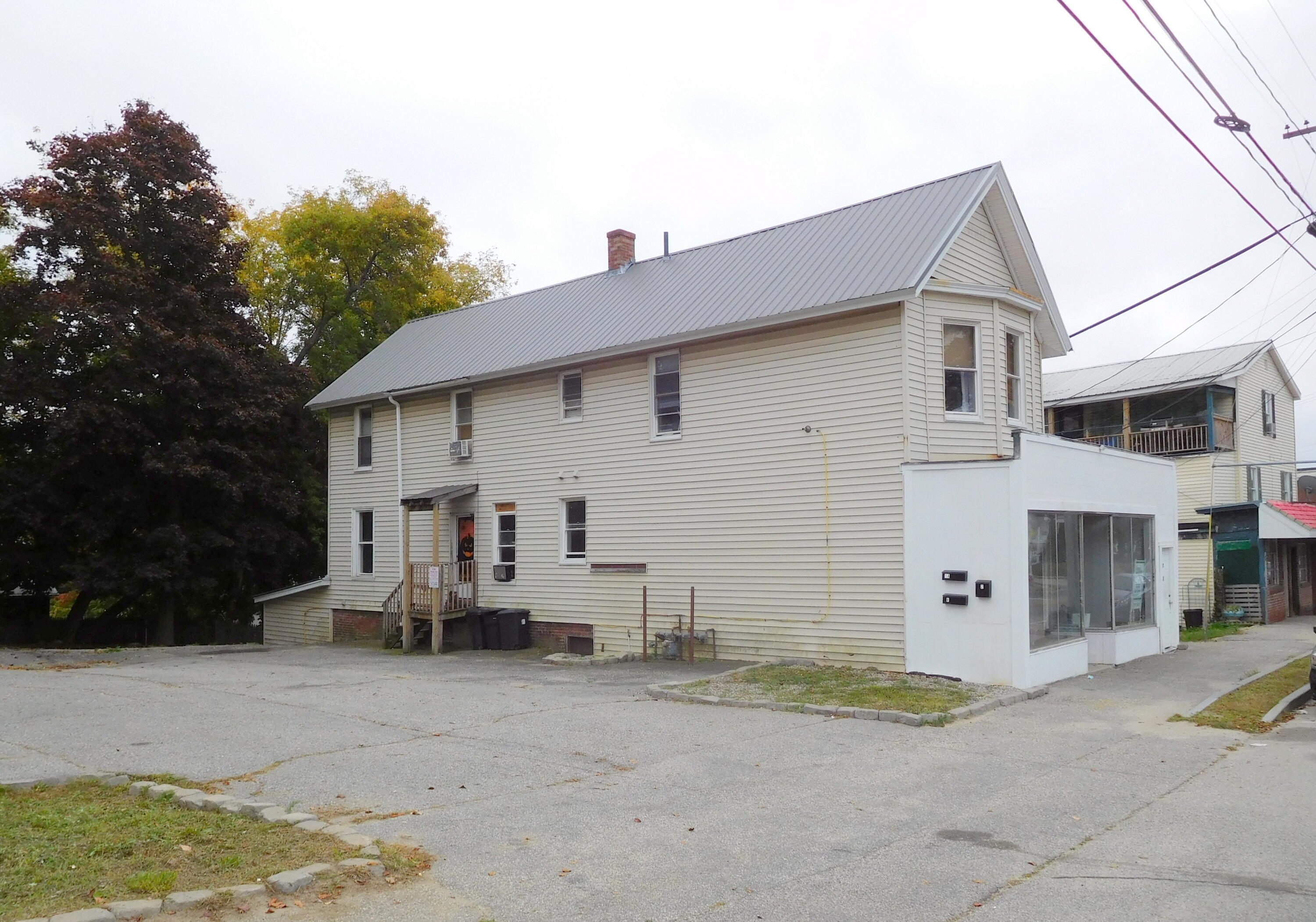 Property Photo: 417 Main Street ME 04240