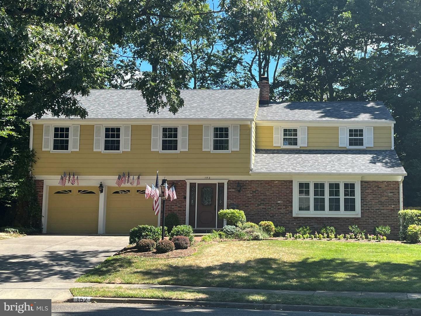 Property Photo:  152 Fenwick Court  NJ 08075 