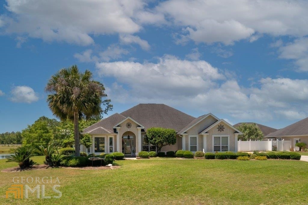 Property Photo:  242 Laurel Landing Boulevard  GA 31548 