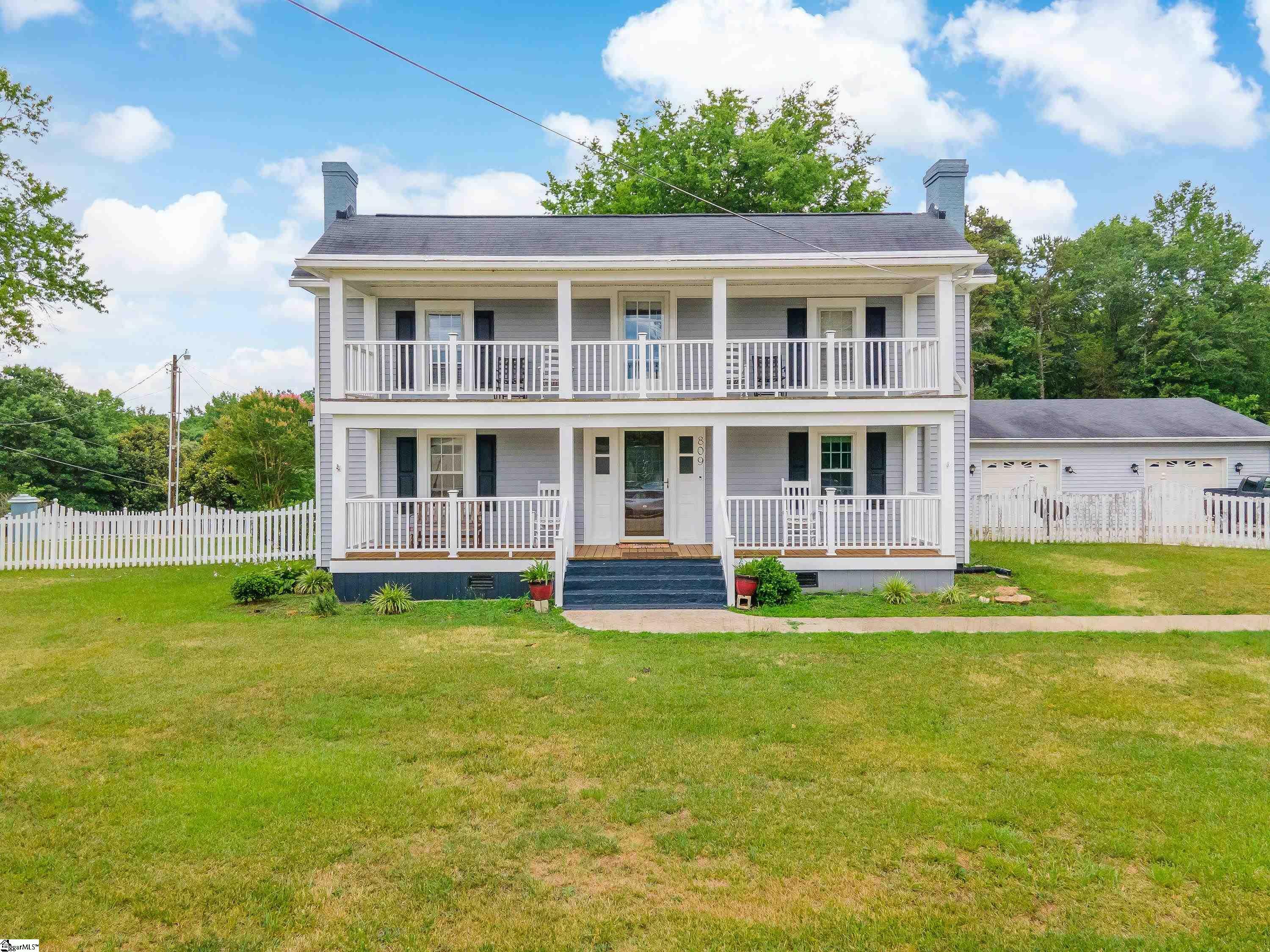 Property Photo:  809 Farrs Bridge Road  SC 29611 