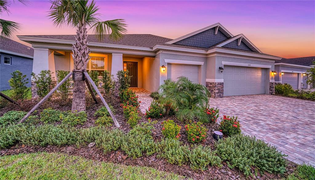 Property Photo: 5214 Gavella Cove FL 34221
