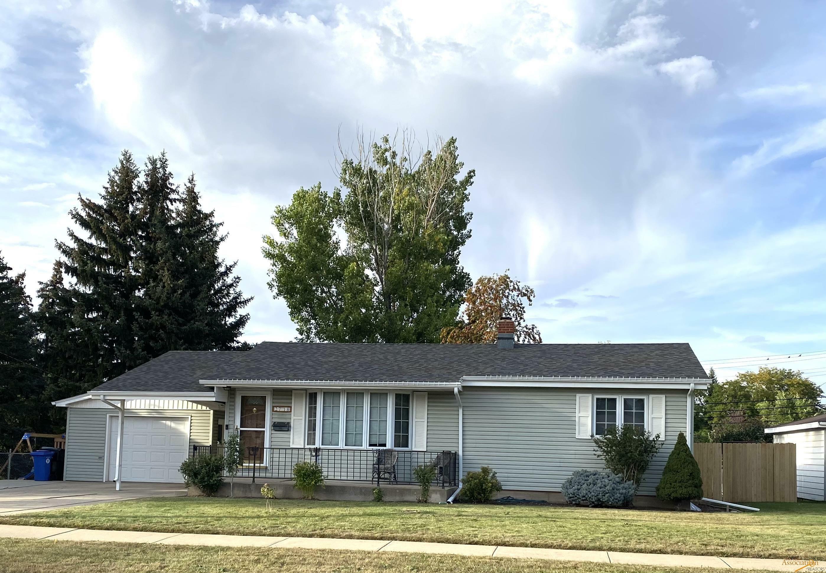 Property Photo:  2718 W Flormann  SD 57702 