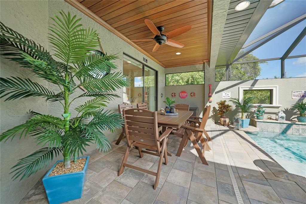 Property Photo:  237 Albatross Road  FL 33947 