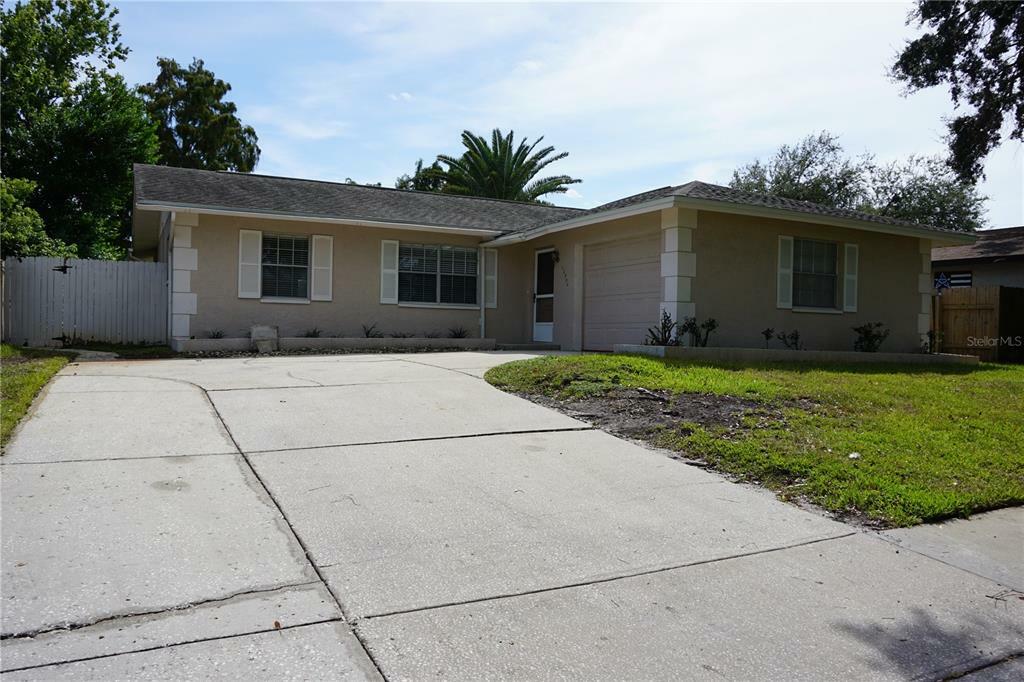 Property Photo:  12896 83rd Avenue  FL 33776 