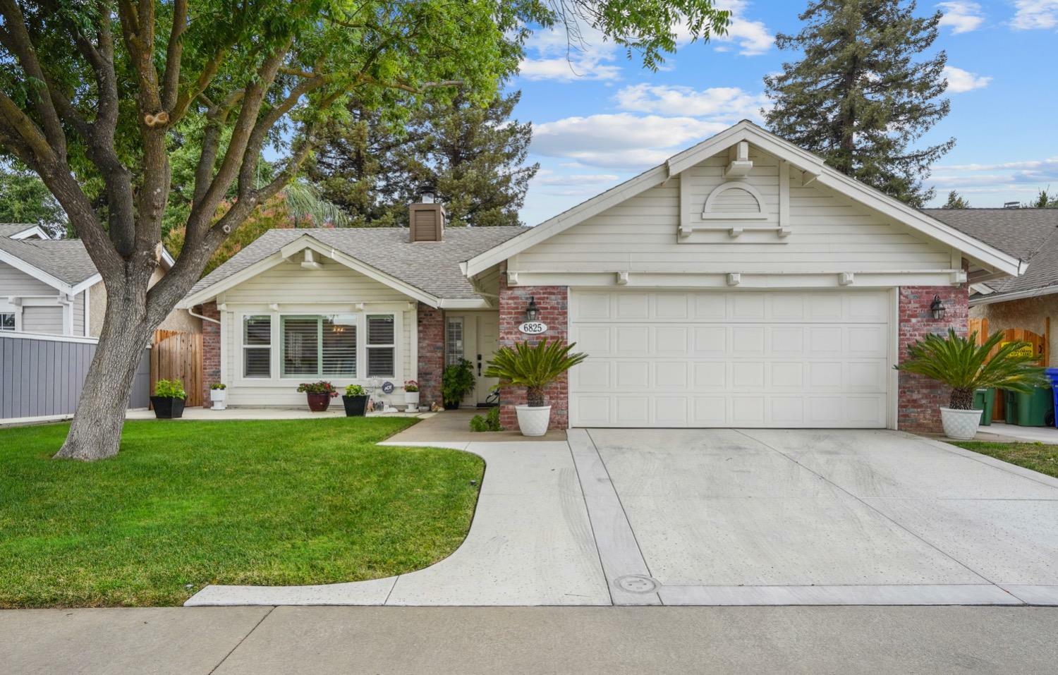 Property Photo: 6825 Paseo Del Sol Way CA 95758