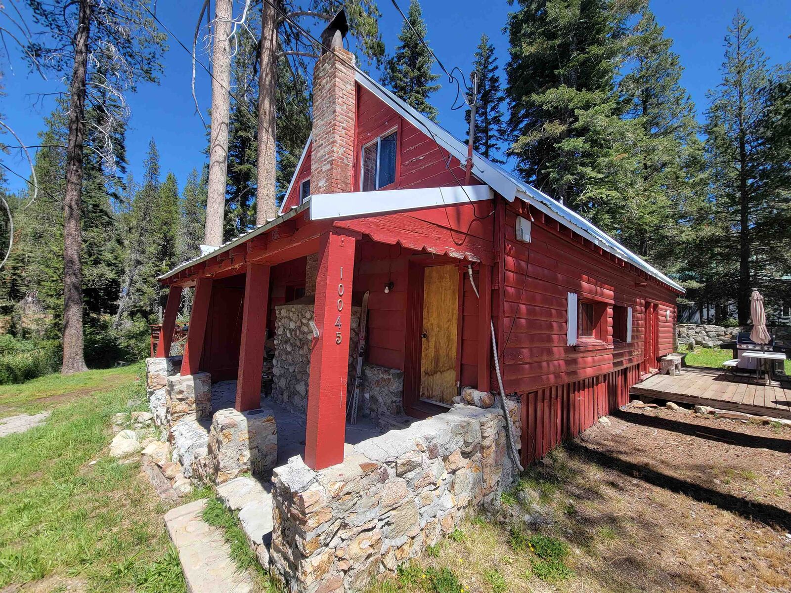 Property Photo:  10045 Taffy Lane  CA 95728 