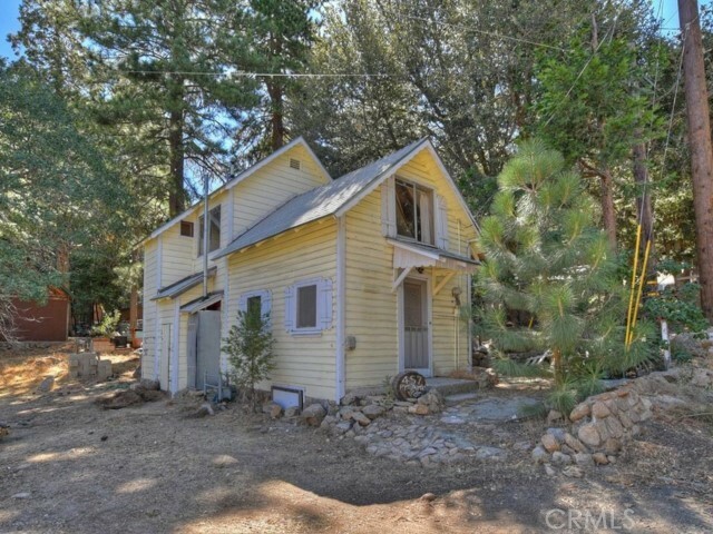 Property Photo:  457 Pyramid Drive  CA 92325 