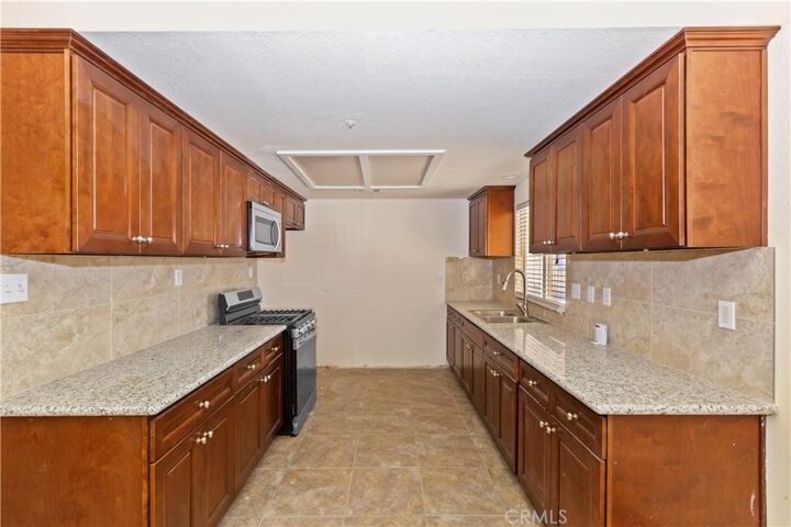 Property Photo:  6955 Maricopa Road  CA 92371 