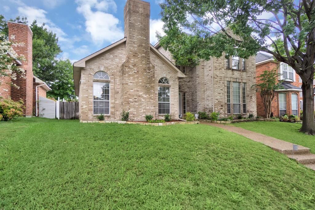 Property Photo:  4321 Duck Pond Lane  TX 75088 