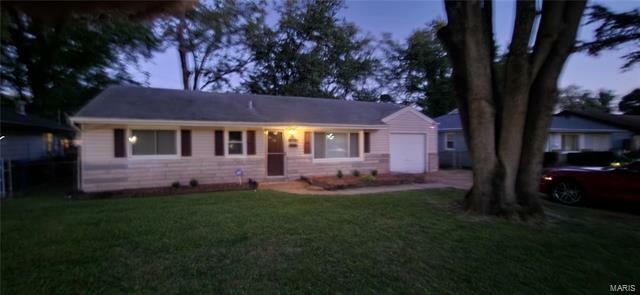 Property Photo:  13 Elwood Court  MO 63031 