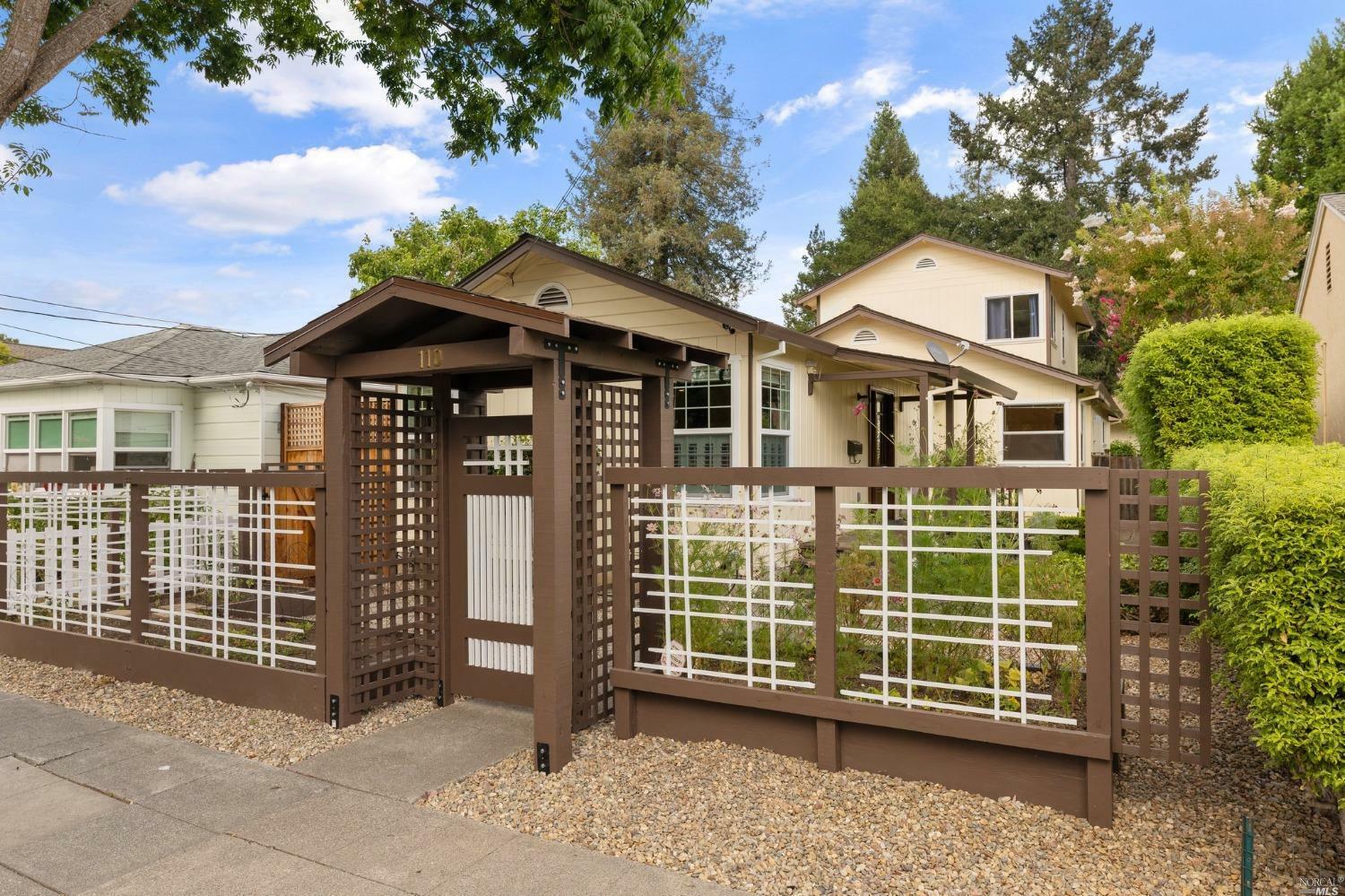 Property Photo: 110 Gray Court CA 95404