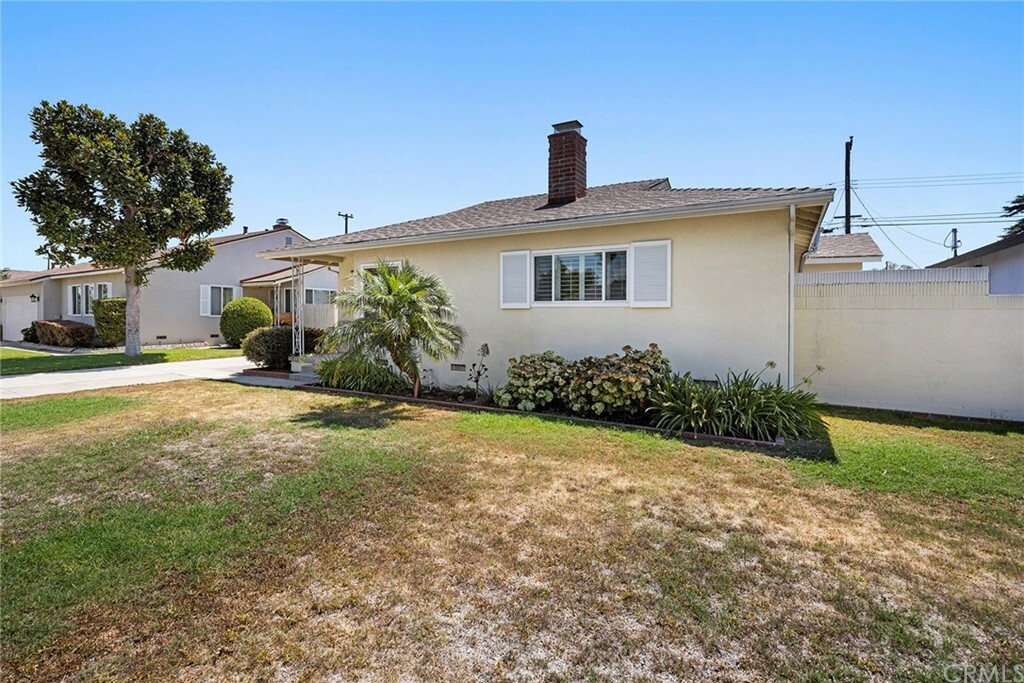 Property Photo: 436 W Hill Avenue CA 92832