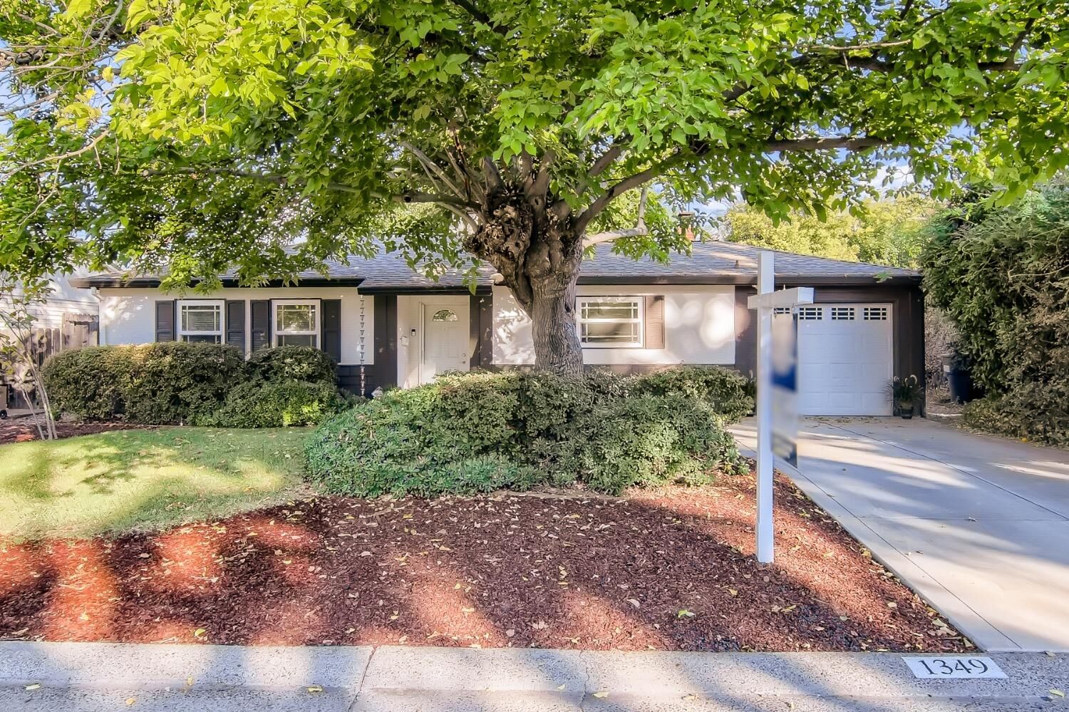 Property Photo: 1349 Glenwood Road CA 95864