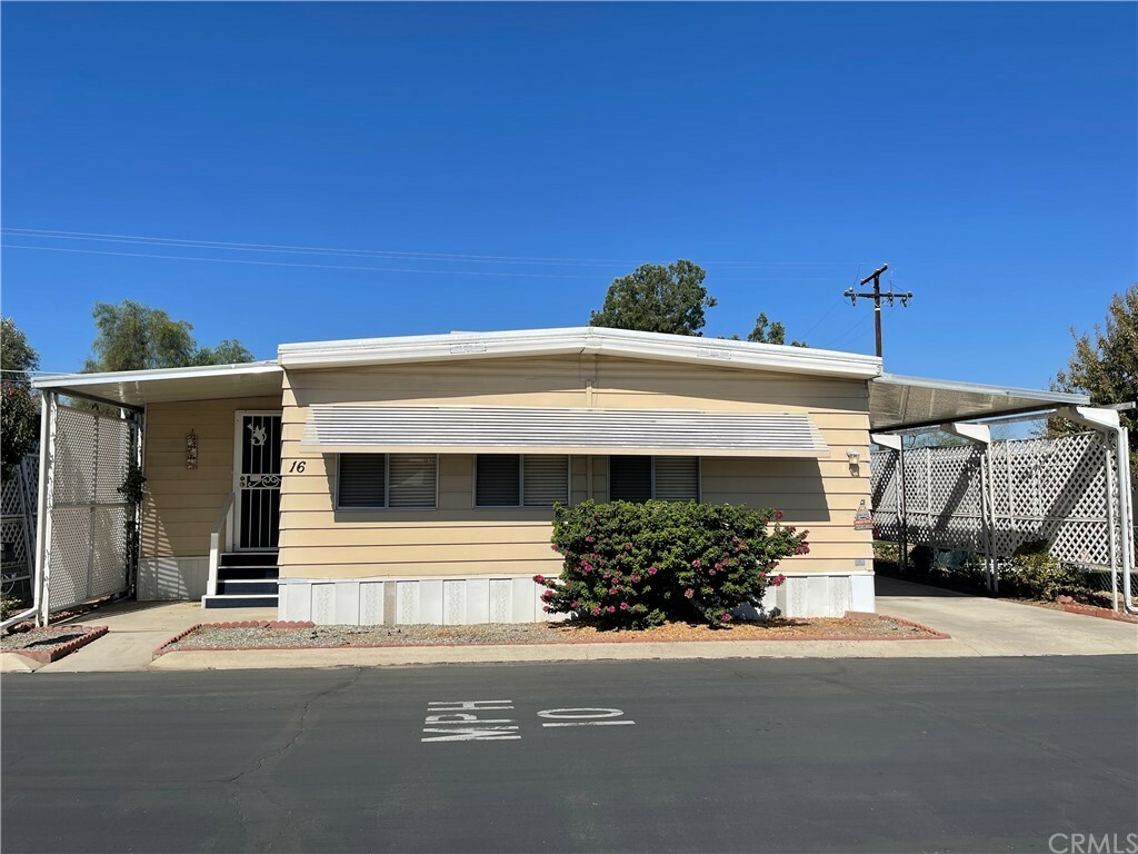 Property Photo:  45055 State Highway 74 16  CA 92544 