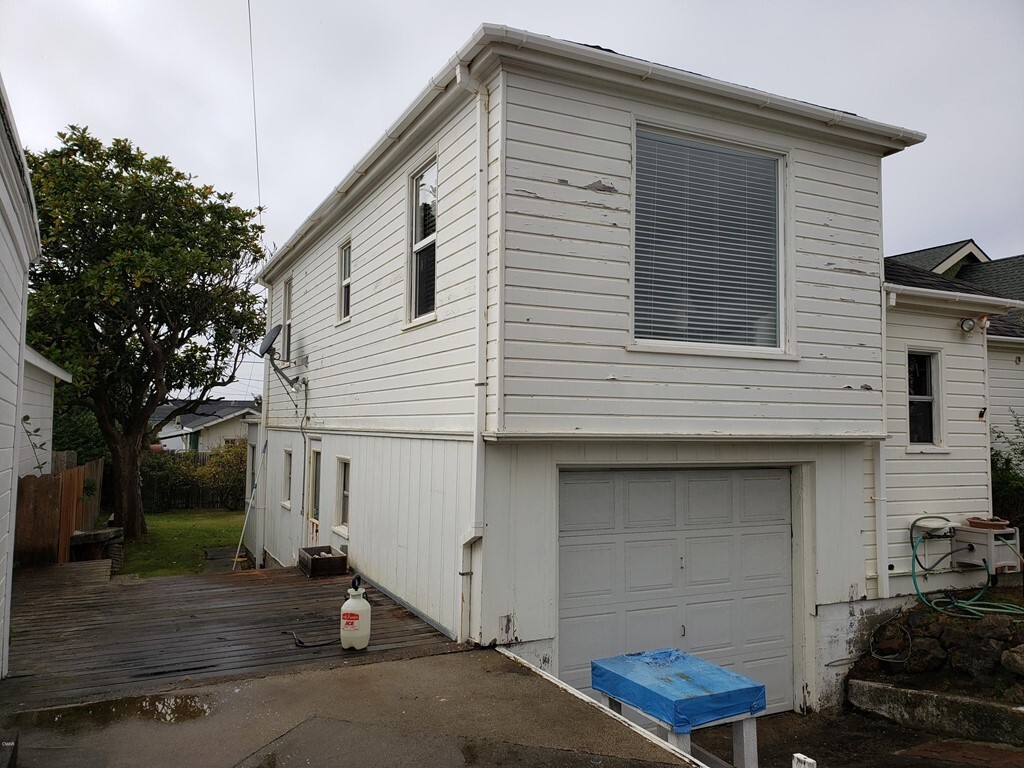 Property Photo: 519 N Whipple Street CA 95437
