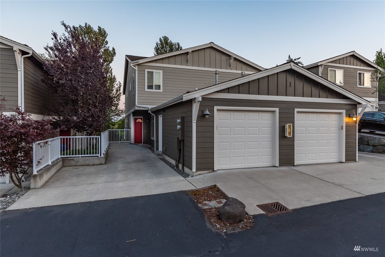 Property Photo:  1890 SW Scenic Heights Street D1  WA 98277 