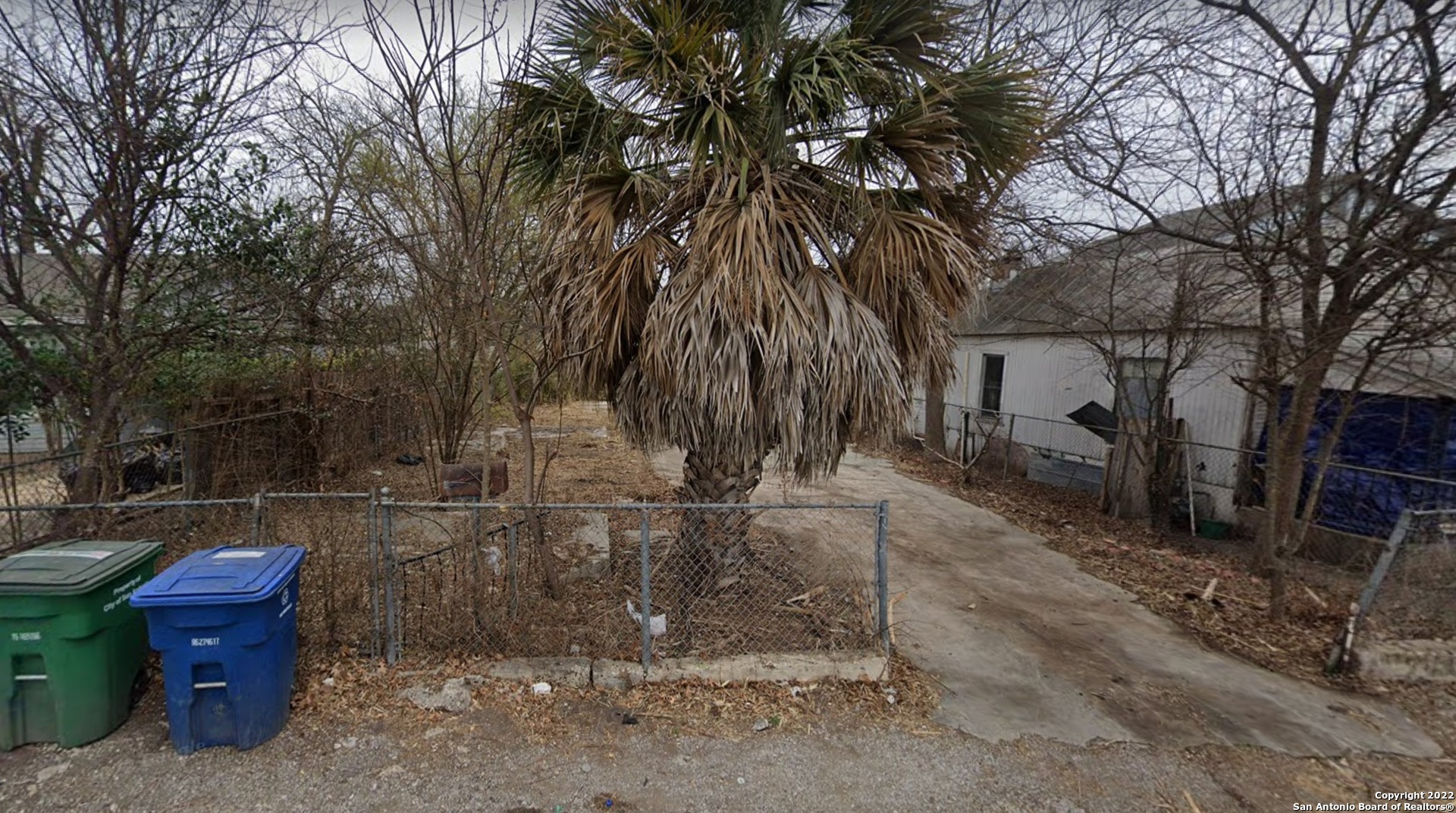 Property Photo:  108 San Martin St  TX 78207 