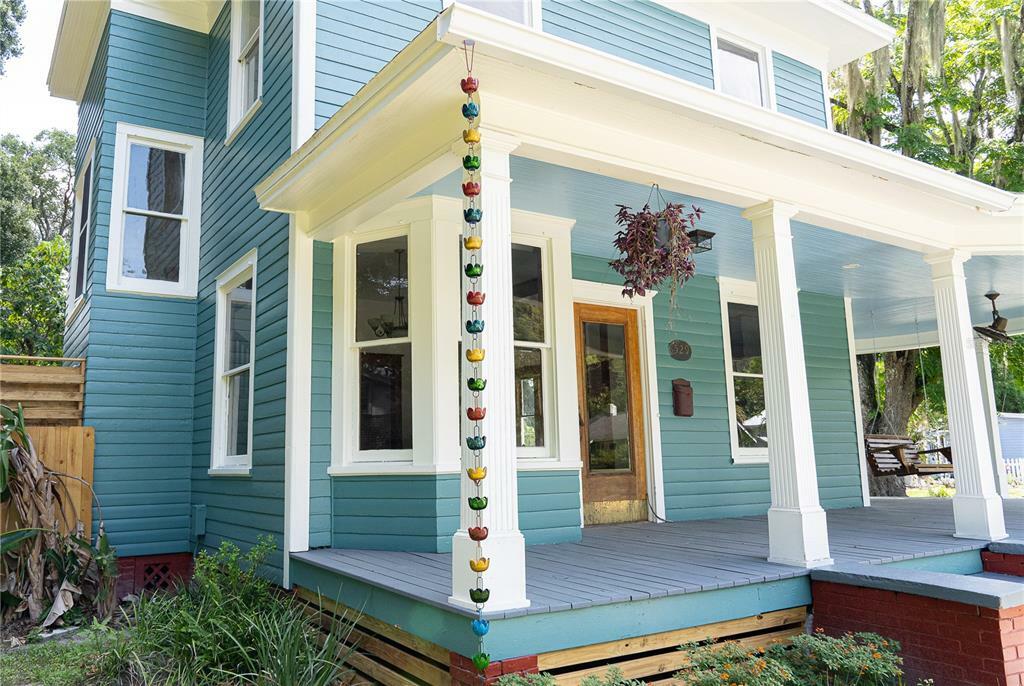 Property Photo: 529 N Orange Avenue FL 32720