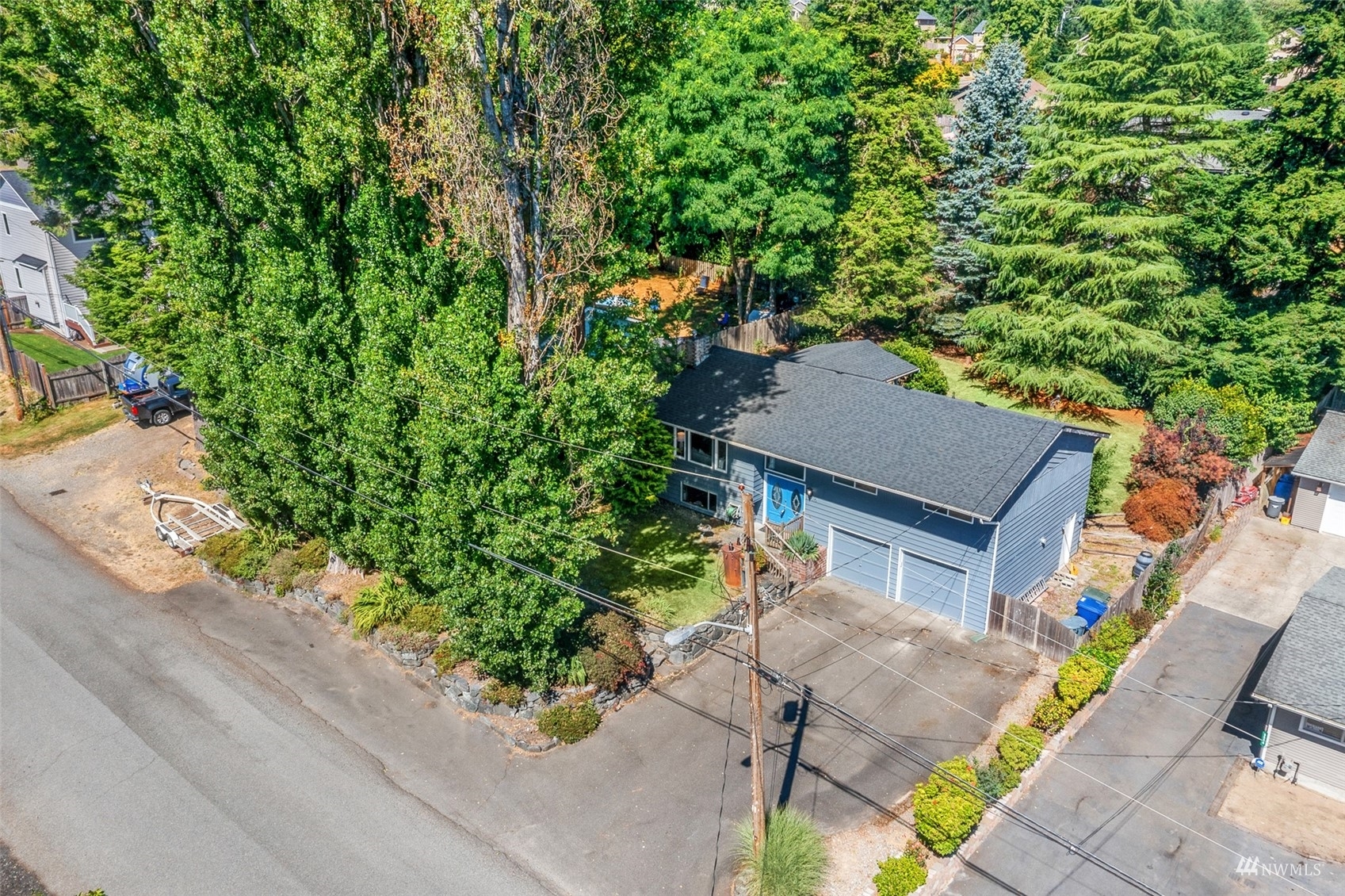 Property Photo:  5516 NE 195th Street  WA 98028 