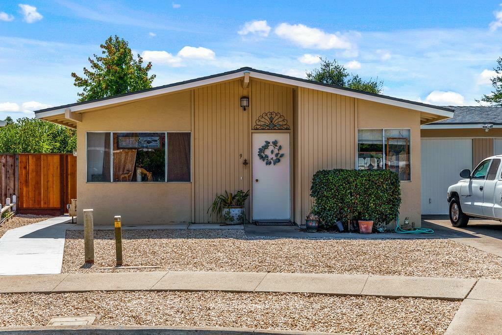 9 Carita Court  Watsonville CA 95076 photo