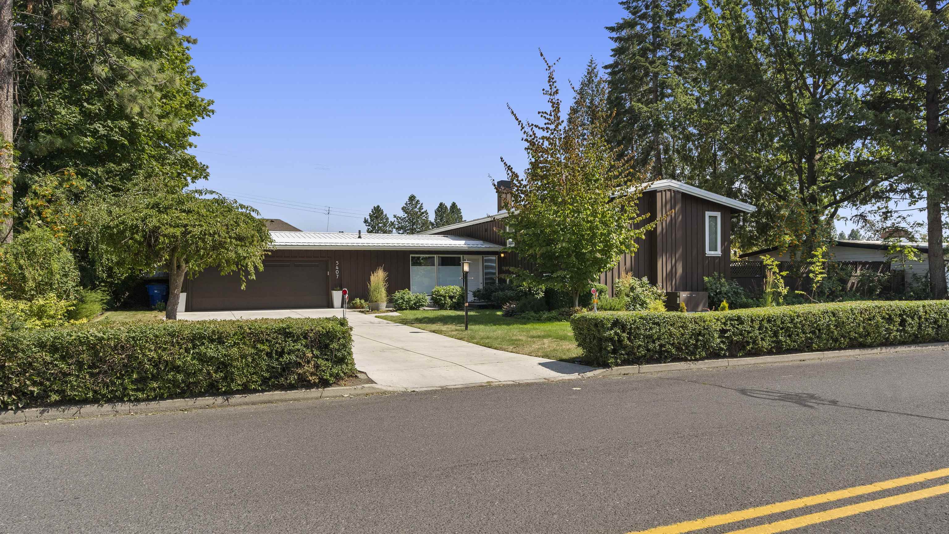 Property Photo: 5407 S Perry St WA 99223