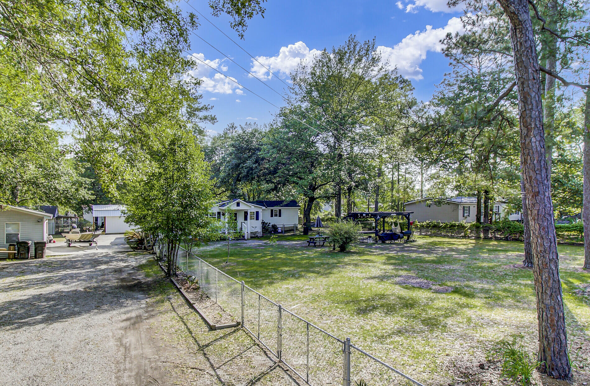 Property Photo: 130 Oak Crest Drive SC 29461