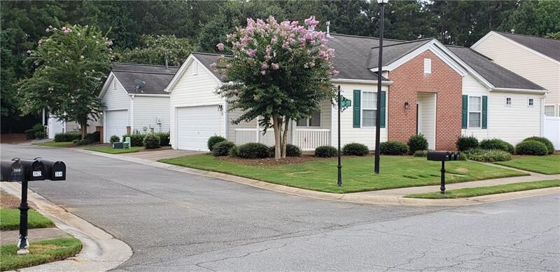 Property Photo: 368 Windcroft Circle NW GA 30101
