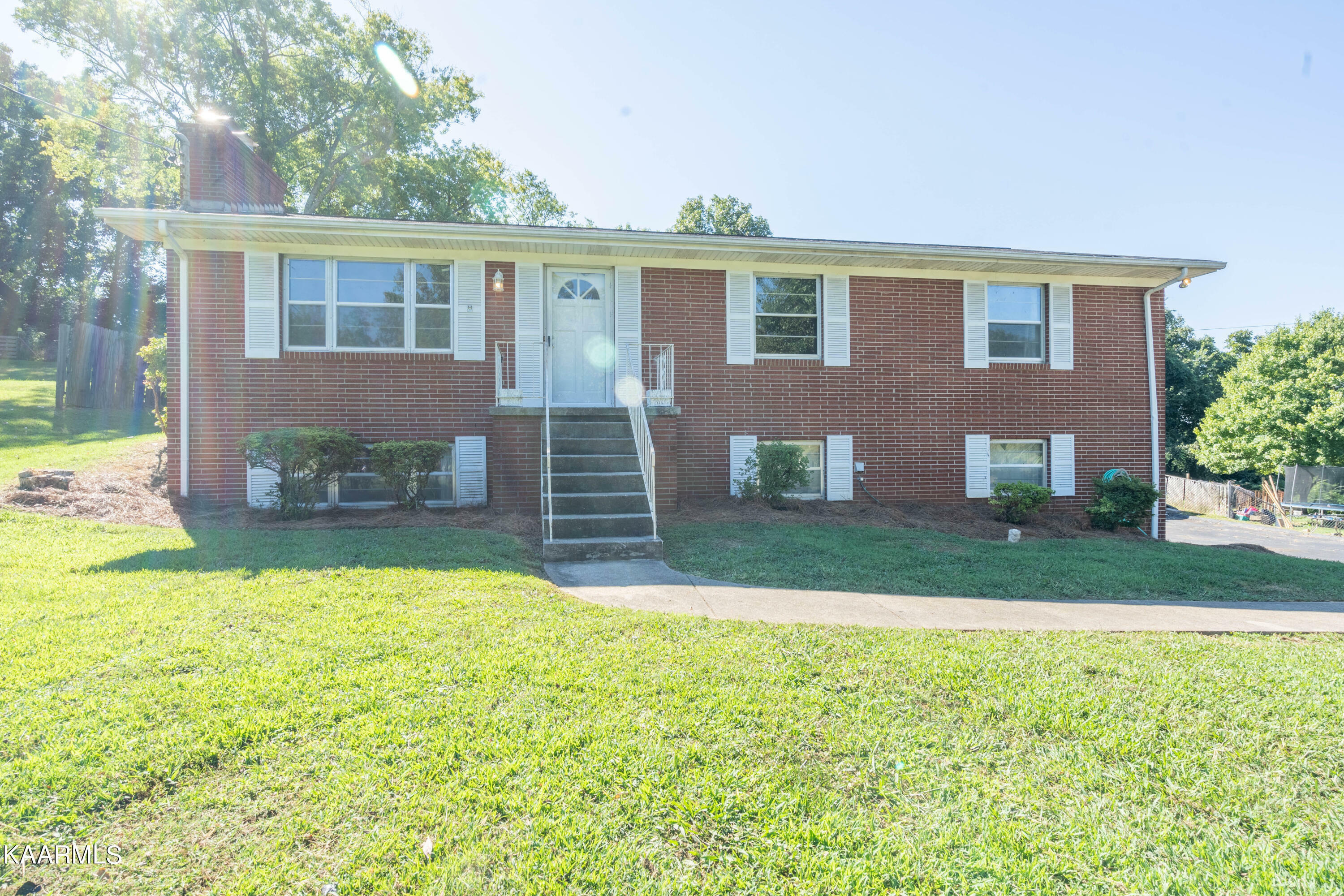 Property Photo: 6633 Wachese Lane Lane TN 37912