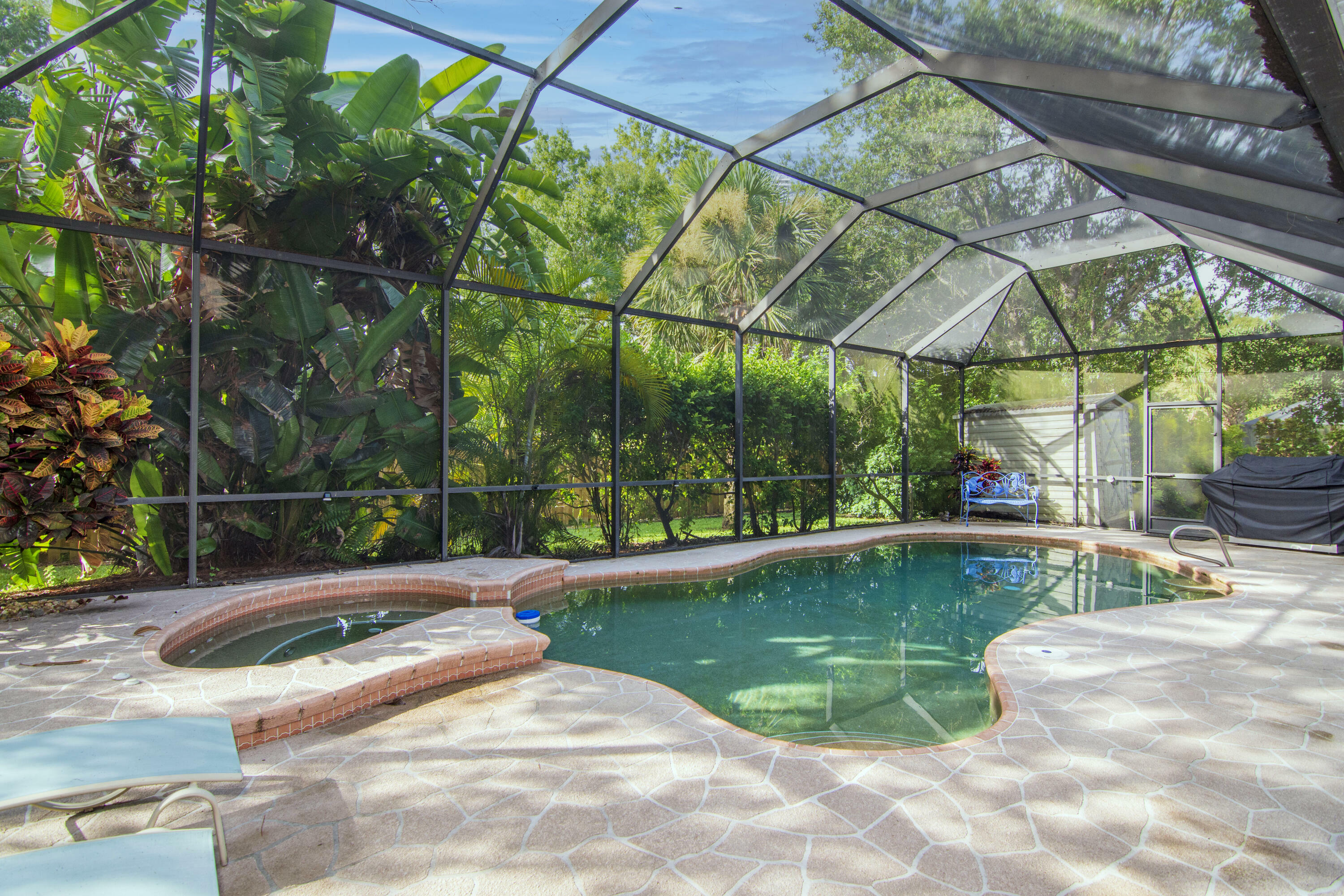 Property Photo:  626 Albatross Terrace  FL 32958 