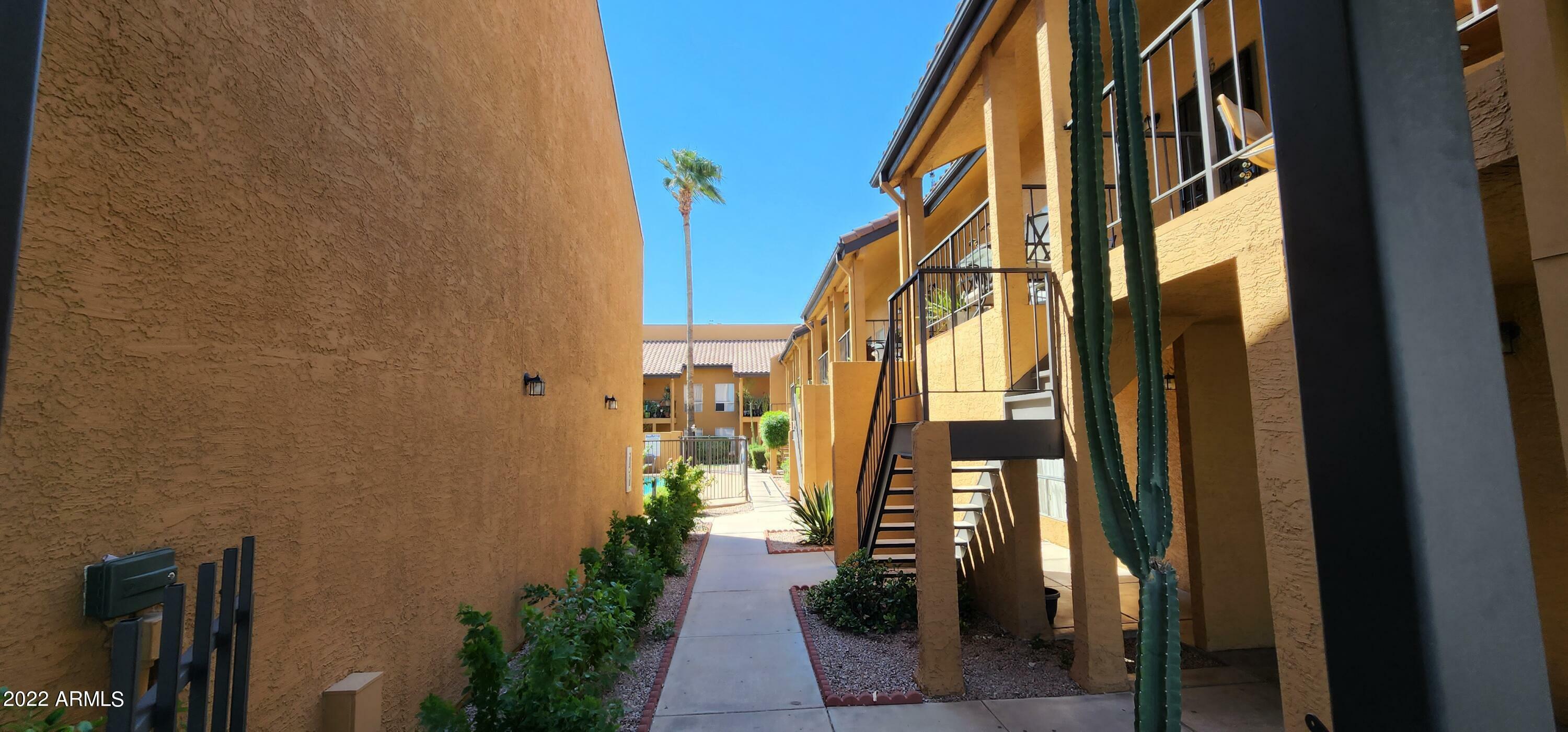 Property Photo: 1831 W Mulberry Drive 103 AZ 85015