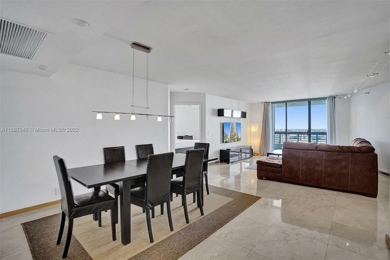 Property Photo: 3500 Mystic Pointe Dr 3202 FL 33180