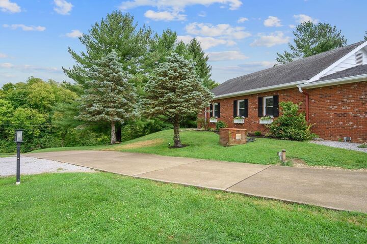 975 Klondyke Rd  Milford OH 45150 photo