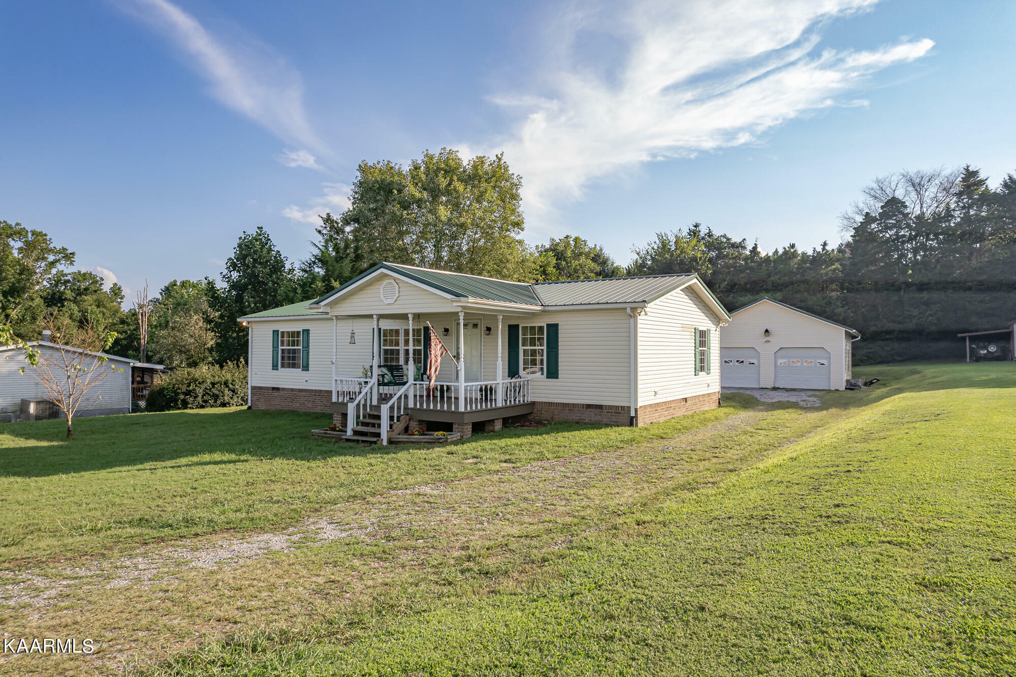 Property Photo:  136 Village Lane  TN 37354 