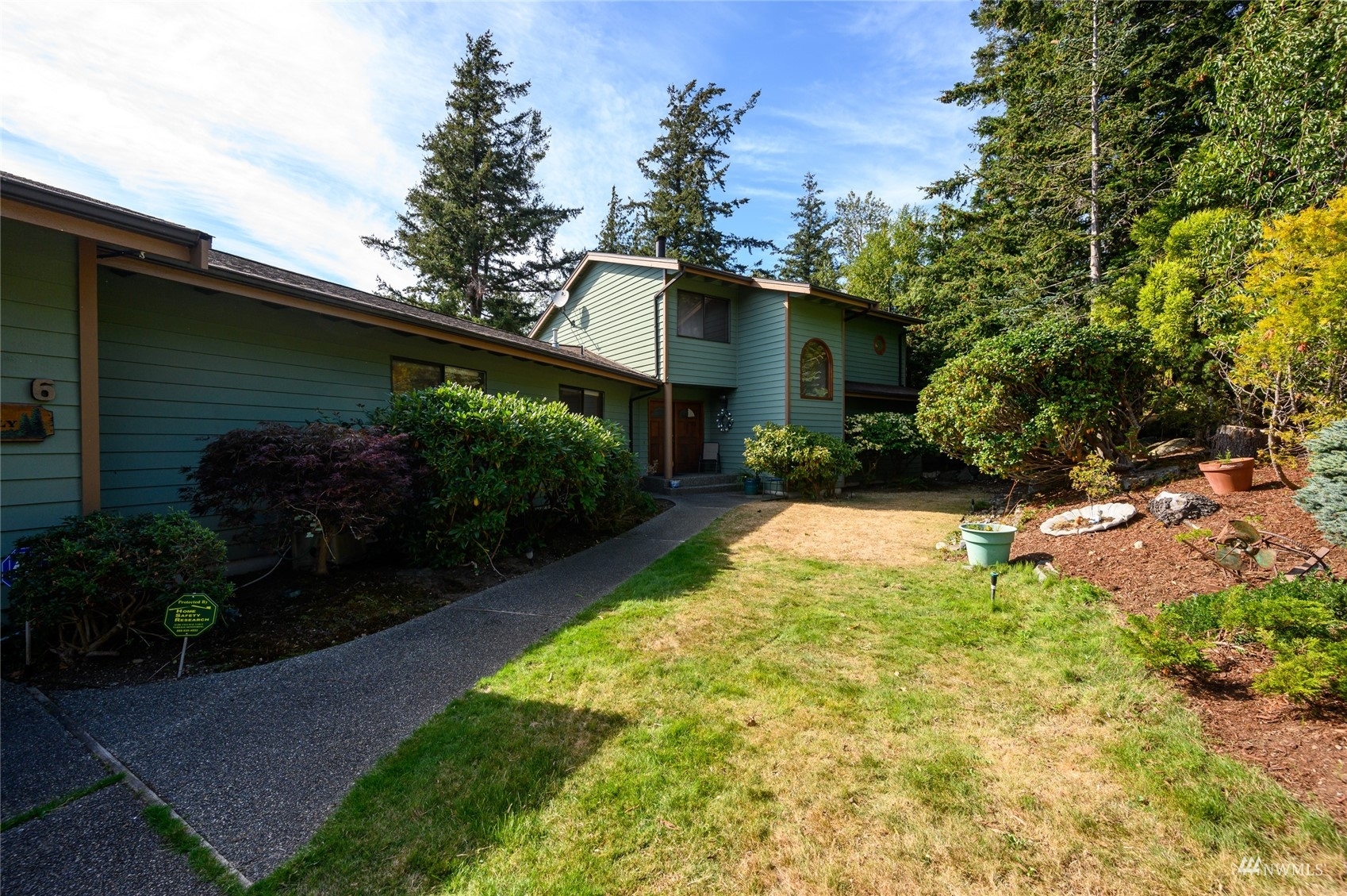 Property Photo:  726 Fieldston Road  WA 98225 