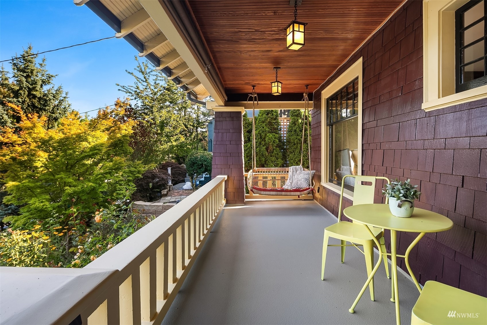 Property Photo: 1215 25th Avenue E WA 98112