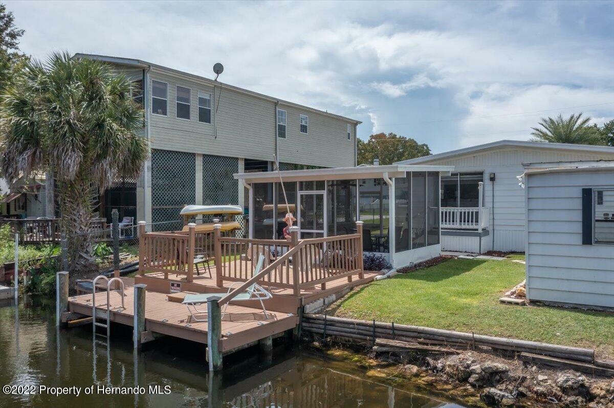Property Photo: 7254 Aberdeen Court FL 34607