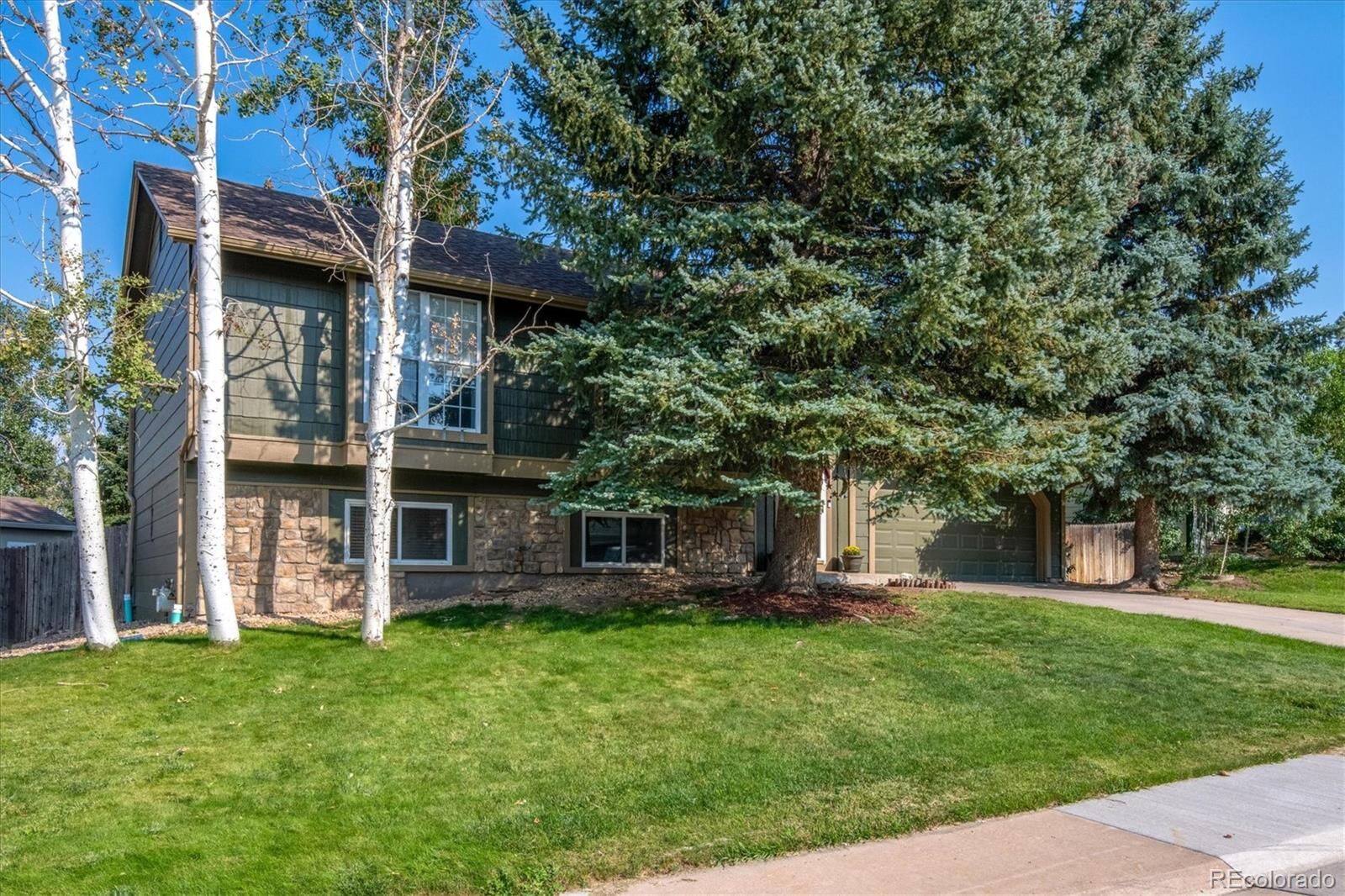 Property Photo: 5626 S Odessa Street CO 80015