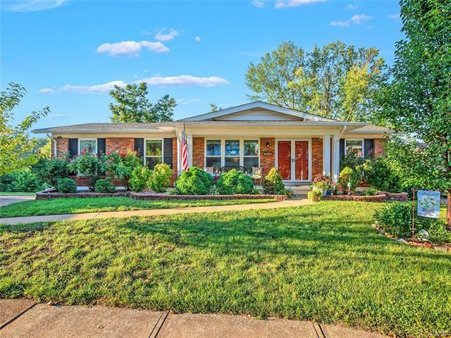 Property Photo: 3246 Hedgetree Lane MO 63129