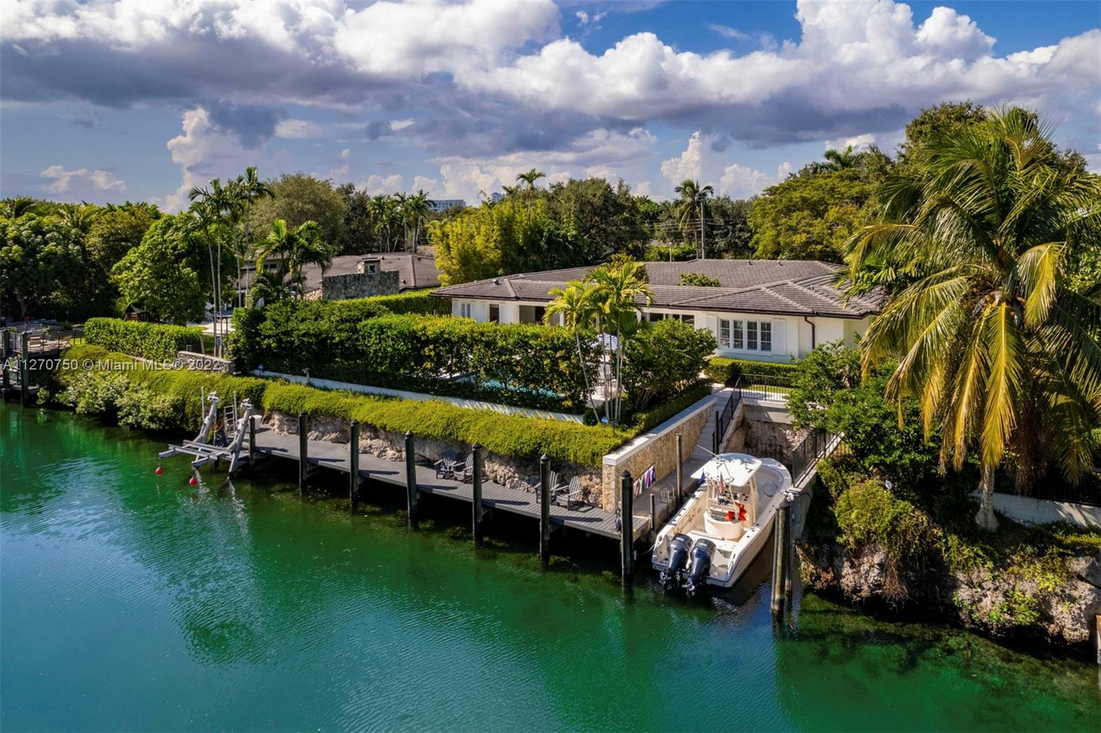 Property Photo: 1046 Alfonso Ave FL 33146