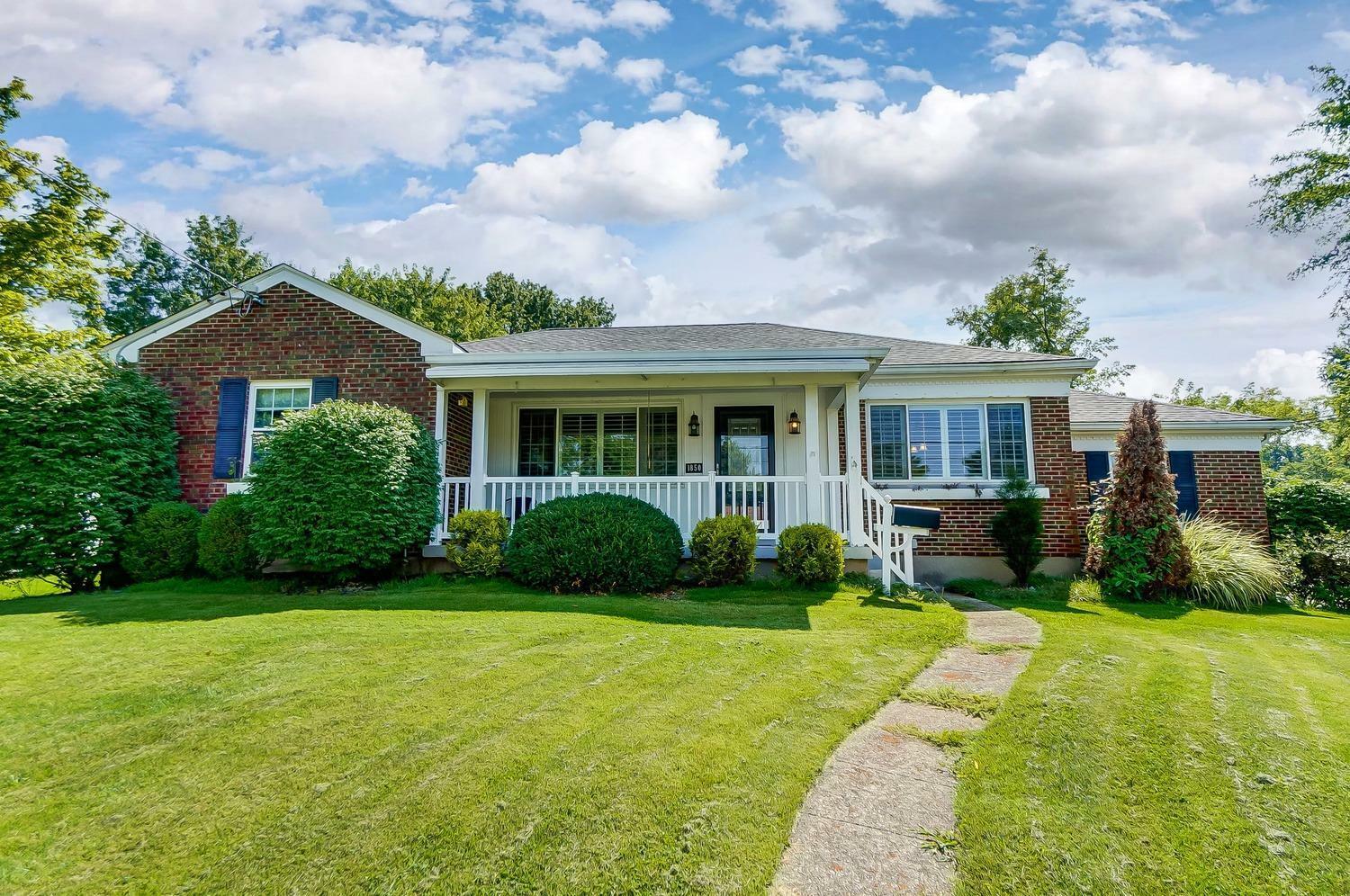 Property Photo: 1850 Sylved Ln OH 45238
