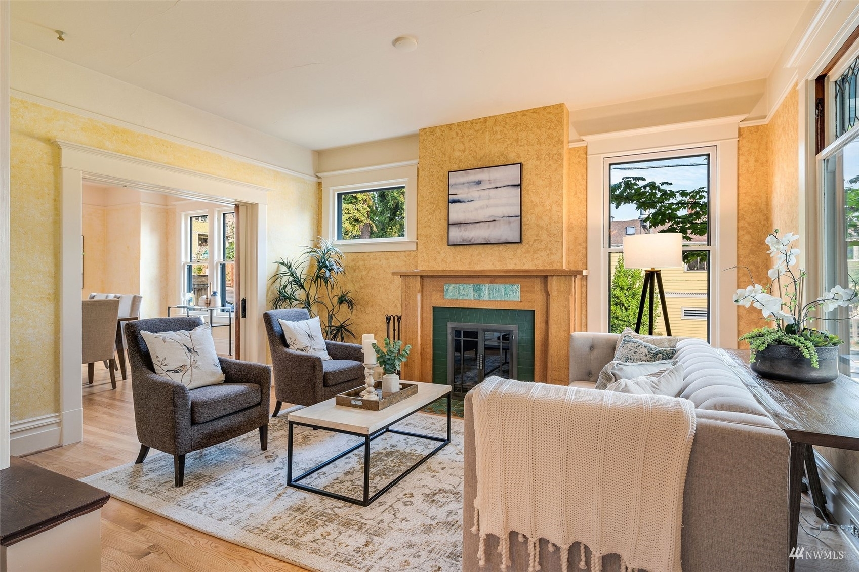 Property Photo: 1253 17th Avenue E WA 98112