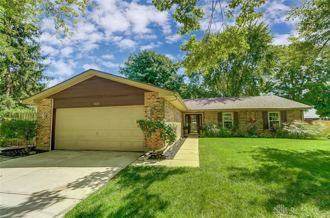Property Photo:  5468 Split Rock Drive  OH 45424 