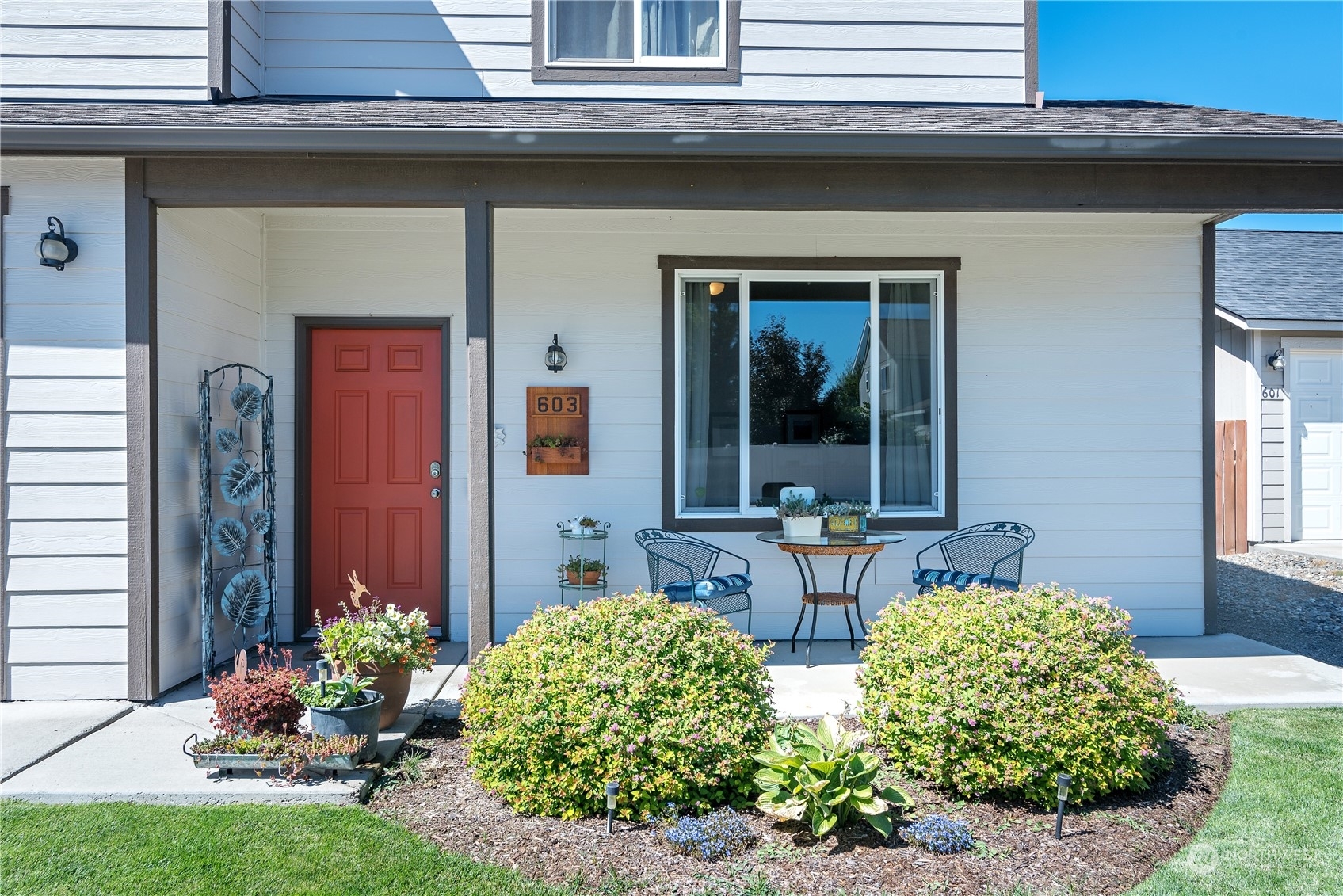 Property Photo:  603 S Magnolia Street  WA 98926 