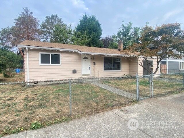 Property Photo: 619 S Pearl Street WA 98531