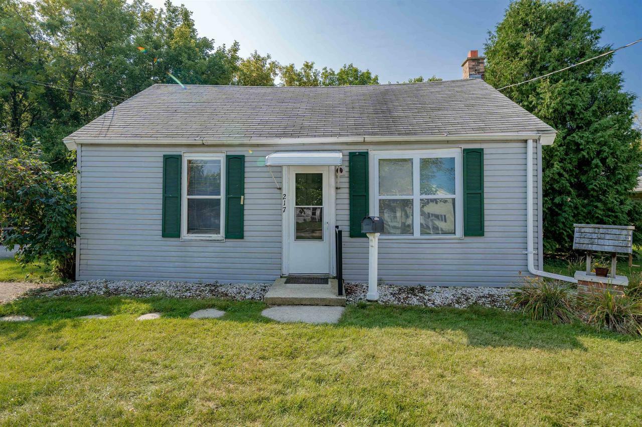 Property Photo:  217 Madison Street  WI 54952 