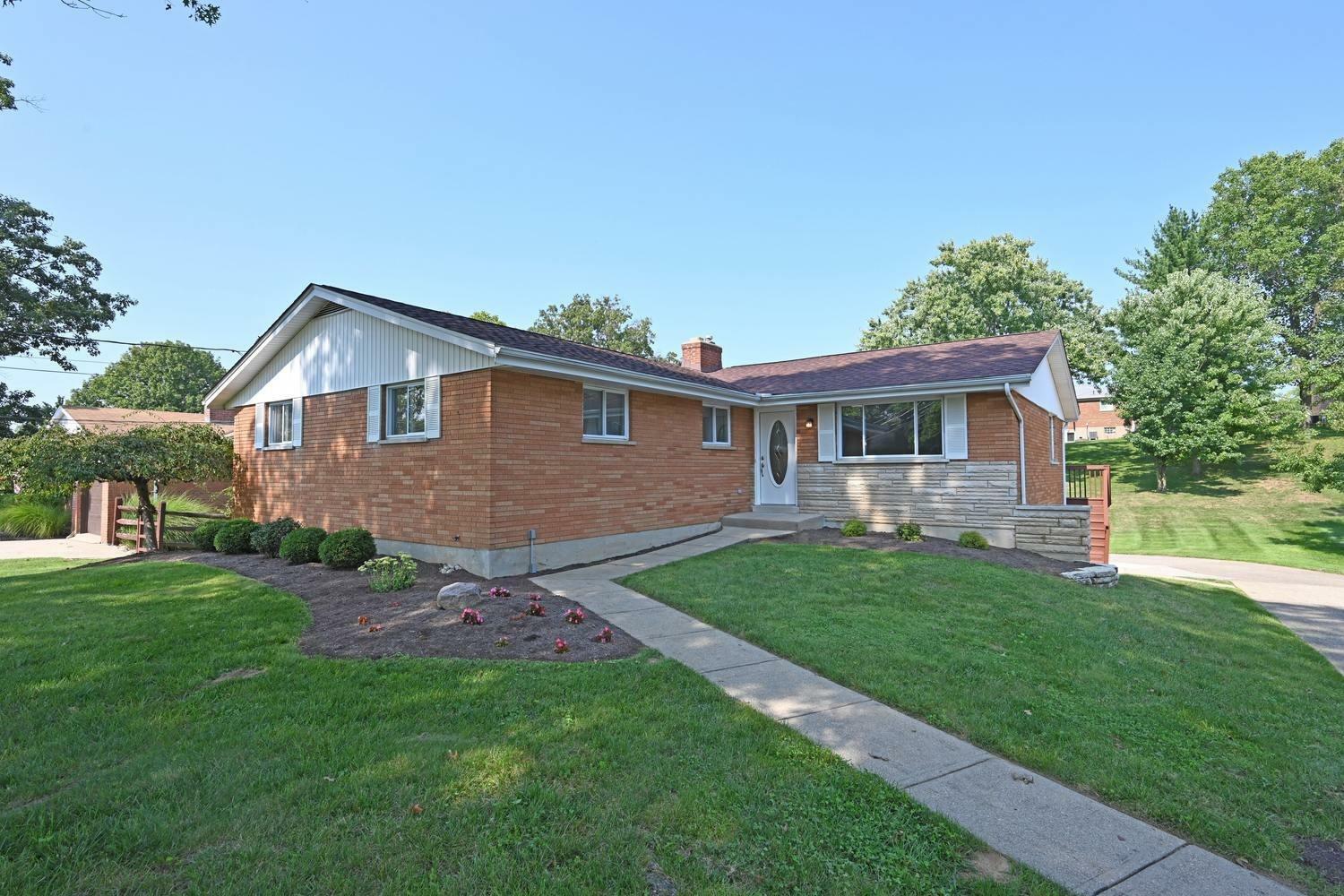 4132 Timberpoint Drive  Green Twp OH 45247 photo