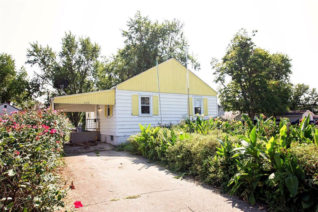Property Photo: 705 McDonald Street IN 47274