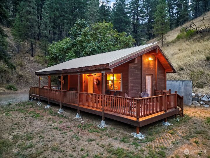 Property Photo:  9460 Eagle Creek Road  WA 98826 