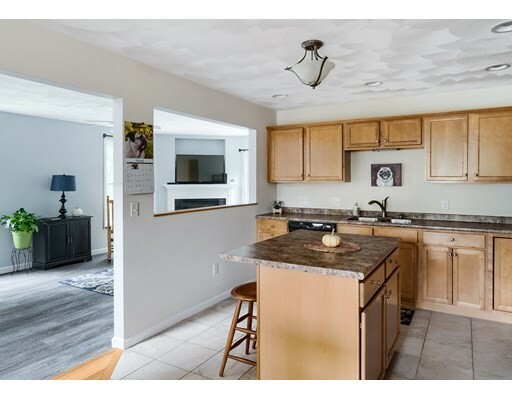 Property Photo: 4 Lindas Way A MA 01564